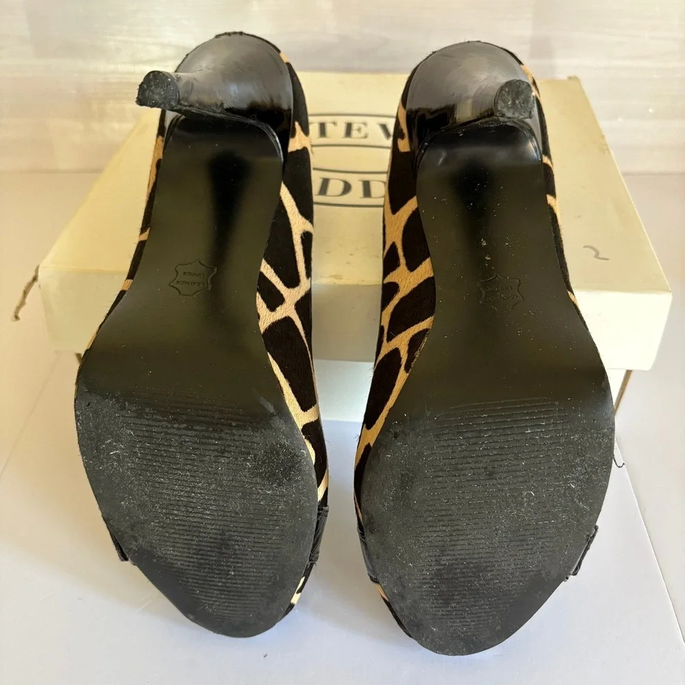 Steve Madden Womens Lezlie Peep Toe Pumps Giraffe Print Calf Hair Buckle Size 9M